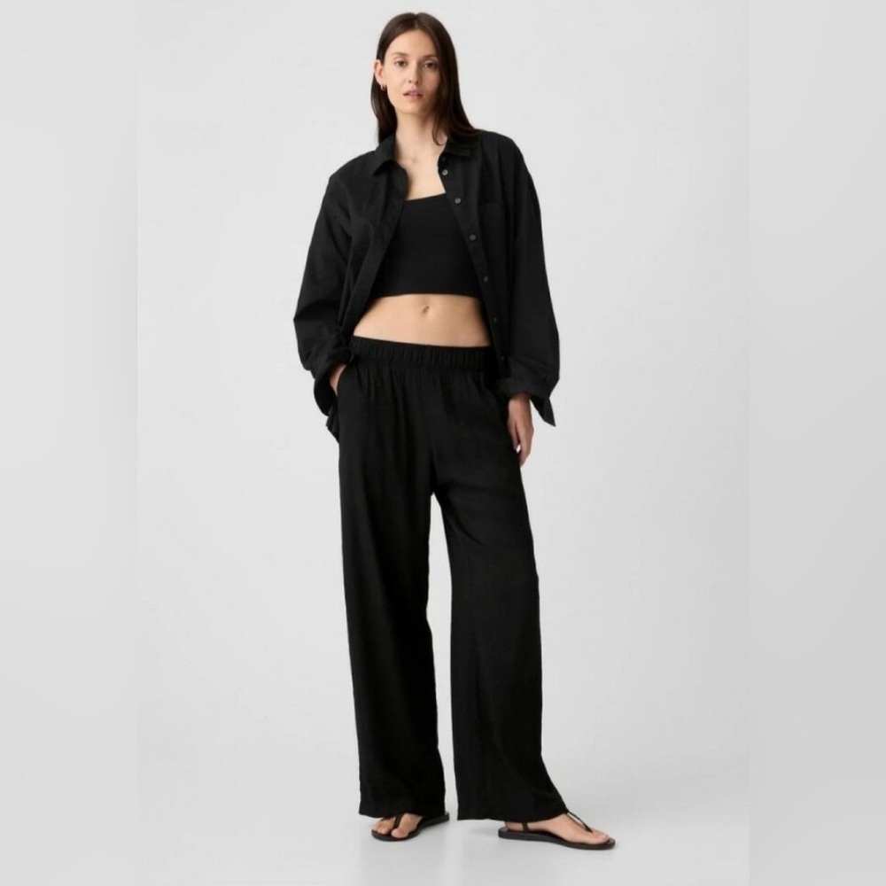 NWT! Gap Black High Rise Pull On Crinkle Wide Leg Pants - Multiple Sizes 🩷